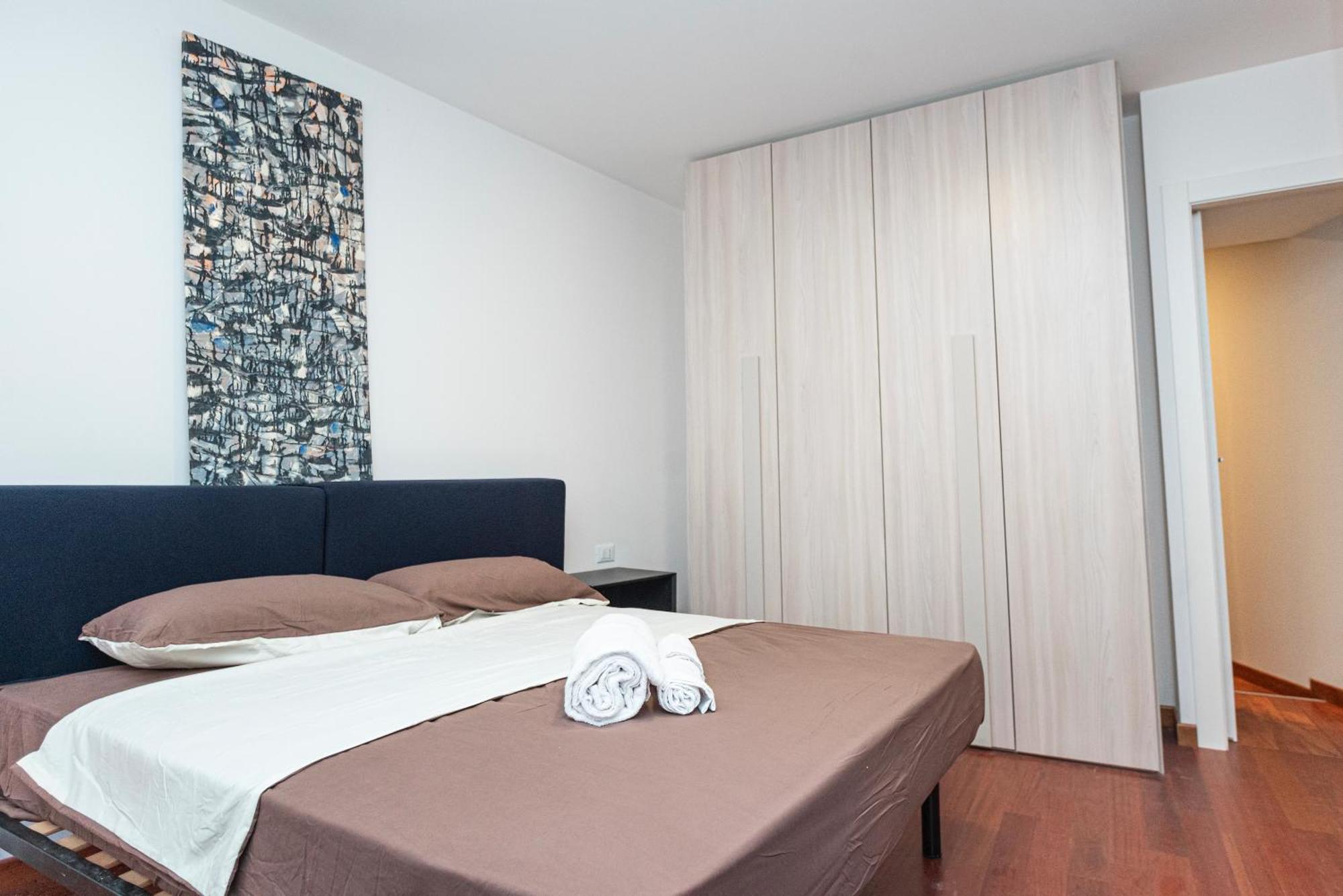 Le Finestre Boutique Apartments Trieste Luaran gambar