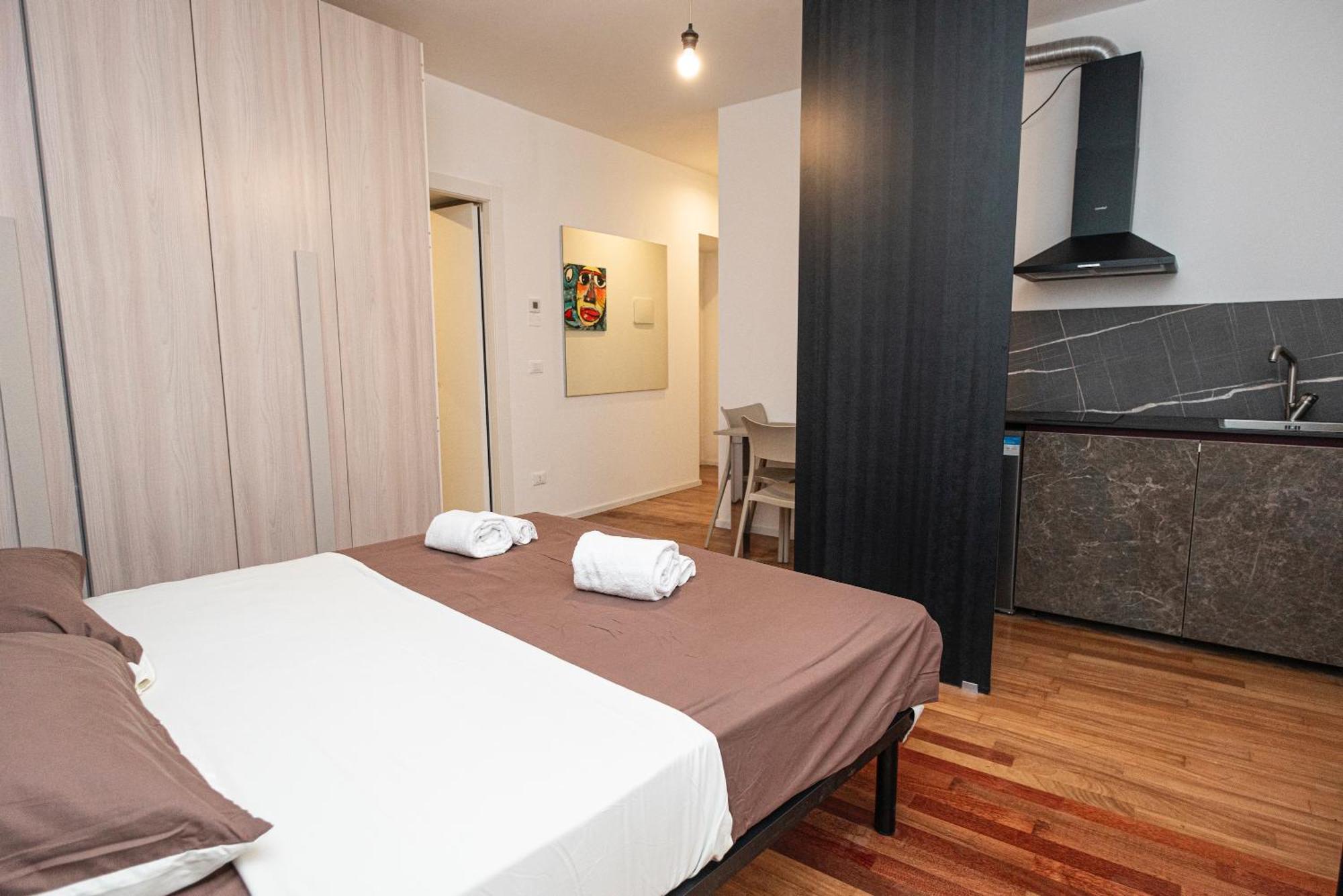 Le Finestre Boutique Apartments Trieste Luaran gambar