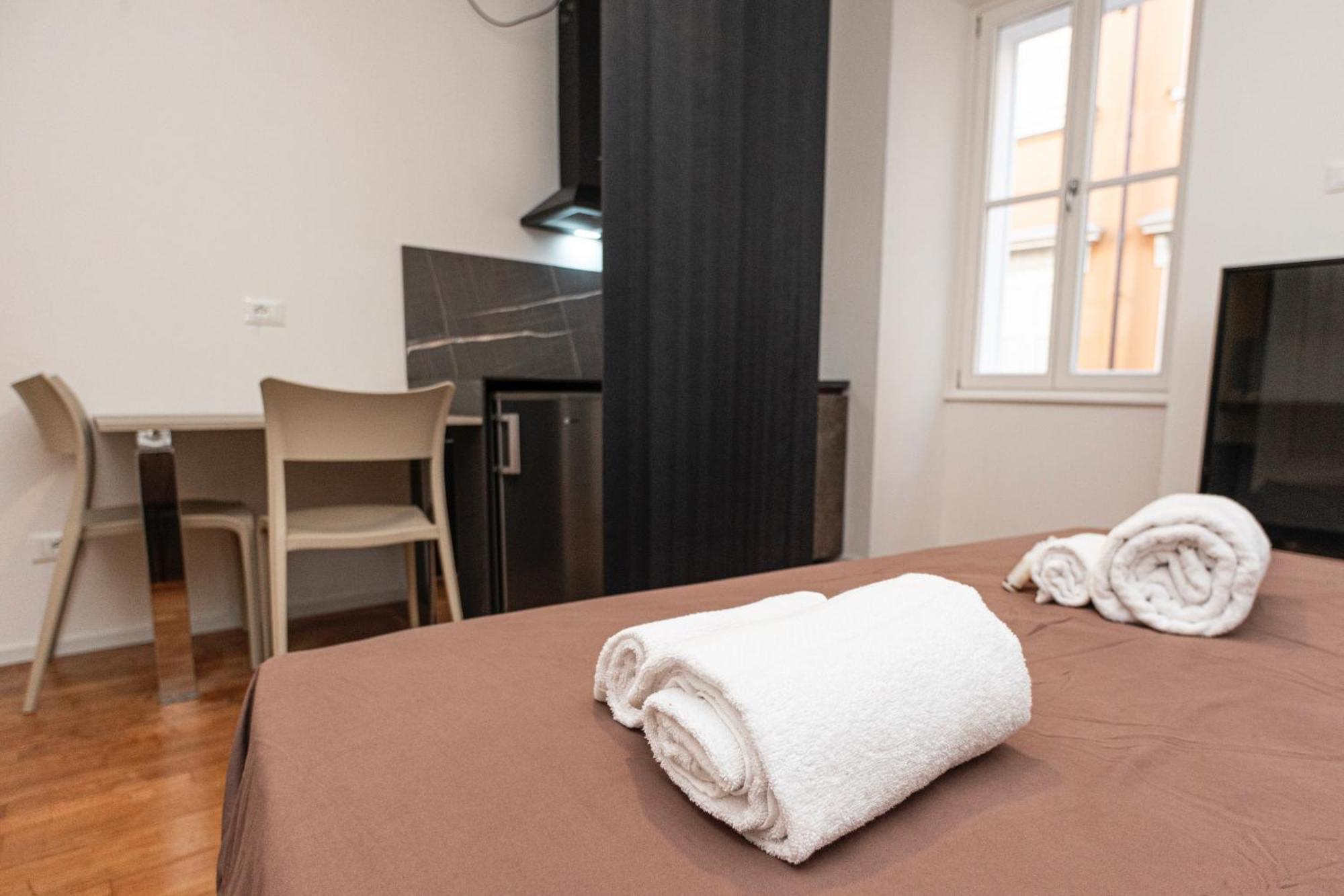 Le Finestre Boutique Apartments Trieste Luaran gambar