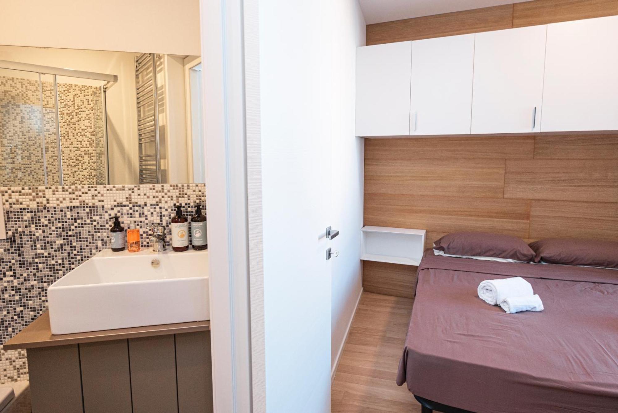 Le Finestre Boutique Apartments Trieste Luaran gambar